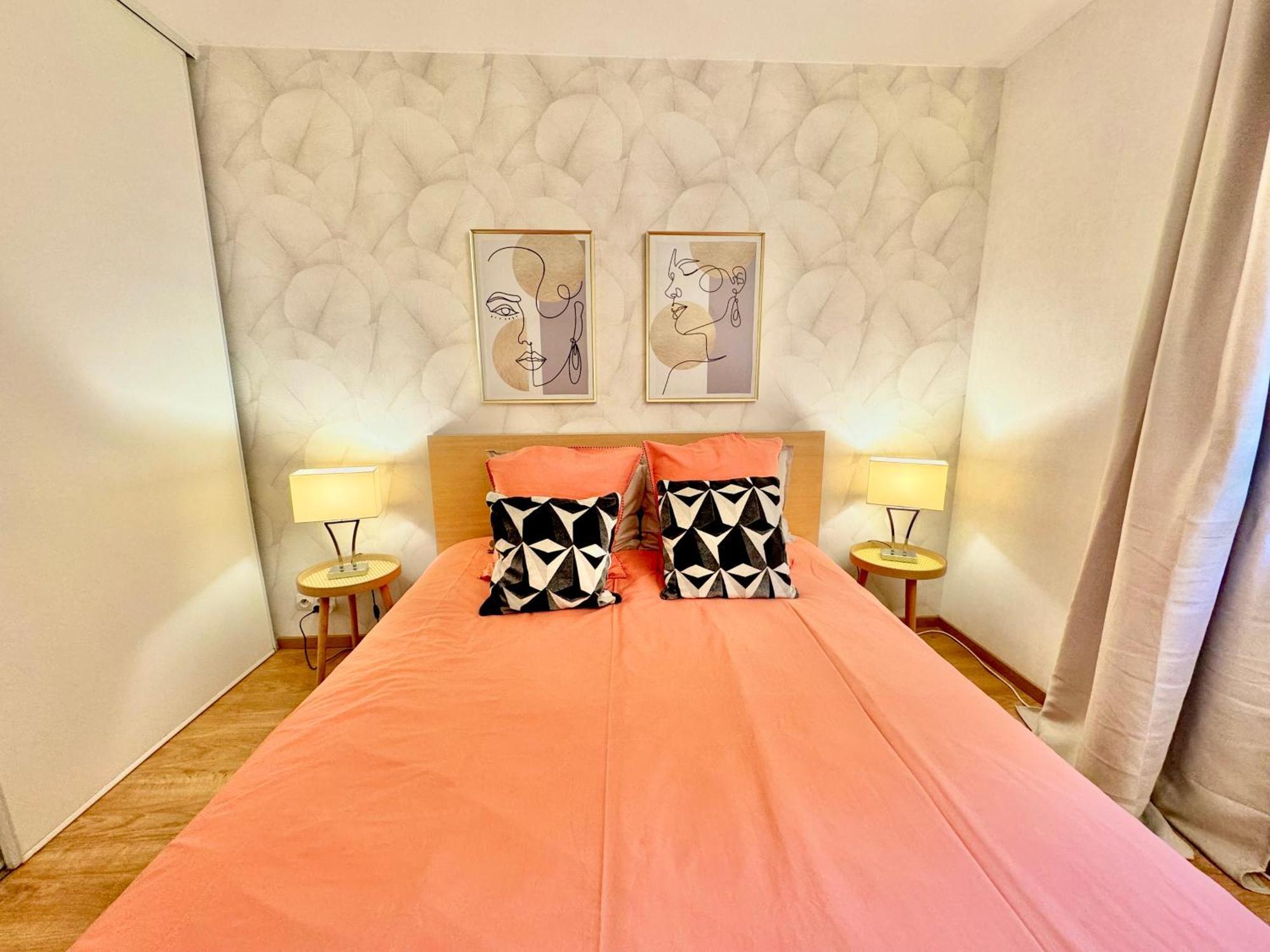 Appart' Calme - 48M² - Proche Versailles - Paris エランクール エクステリア 写真